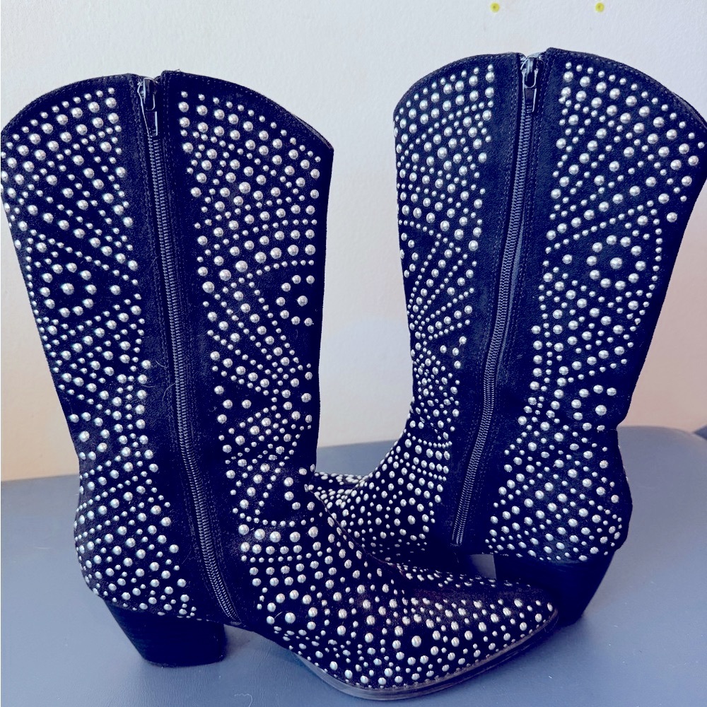 Coconuts by Matisse Black and Silver Studded Heeled Boots - Picture 4 of 9